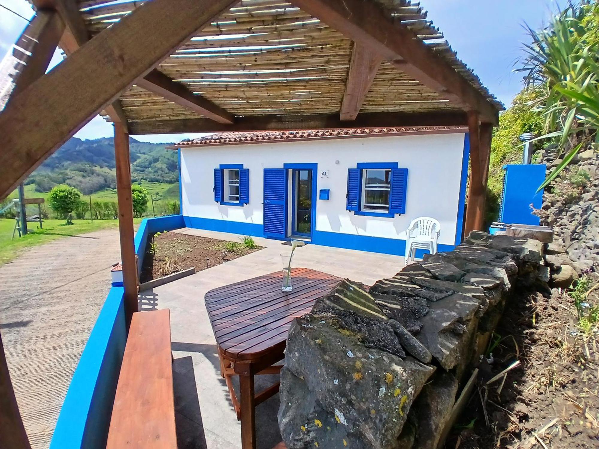 Casinha Do Barreiro - Cosy Private Cottage Vila do Porto Exterior photo